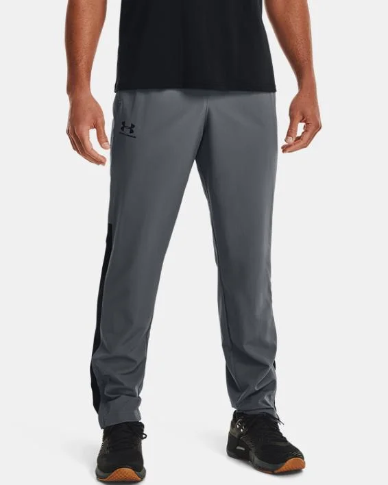 ---Men's Ua Vital Woven Pant