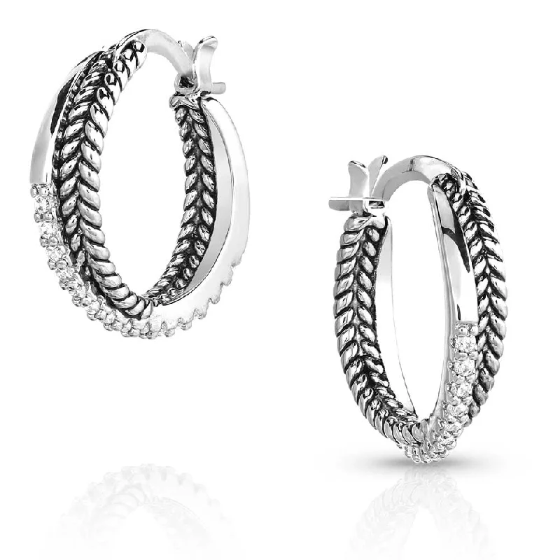 - Chinchilla cooling ice nest ceramic plateCrystal Crossover Hoop Earrings