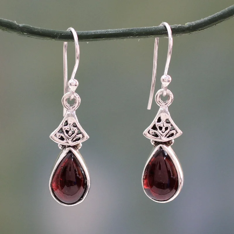 - Elderly dog ​​joint care mattressCrimson Morn Garnet Earrings in Sterling Silver from India