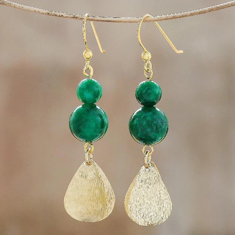 - Pet stroller can be taken on the planeGreen Glimmer Green Quartz Beaded Dangle Earrings from Thailand