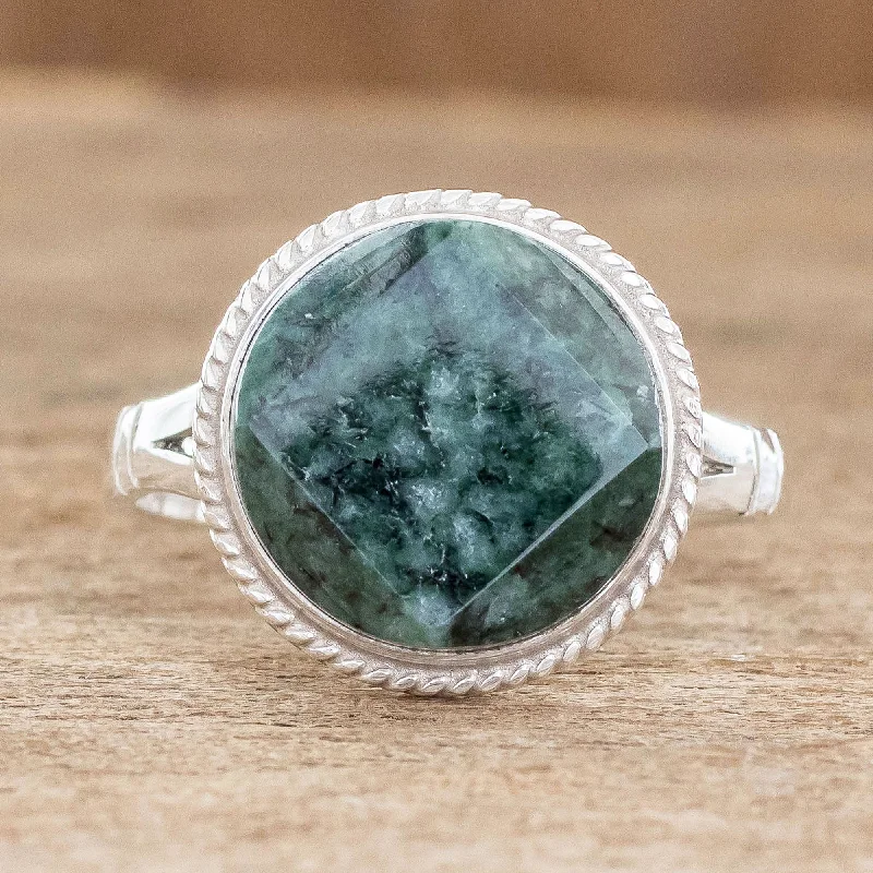 - Winter dog thick down jacketSquare Circle Sterling Silver Green Jade Cocktail Ring